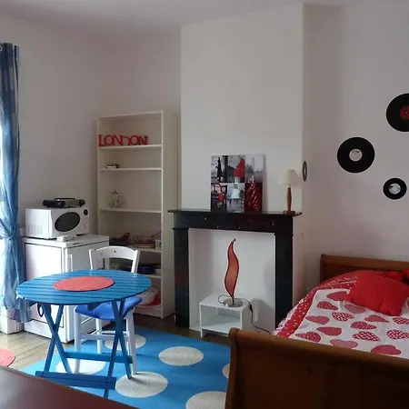 Guest house Special Euro Foot *